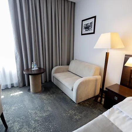 Aviator Hotel 4*