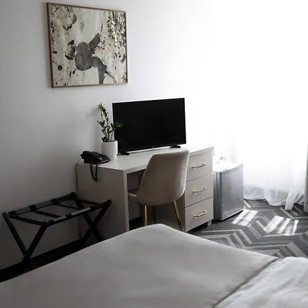 Aviator Hotel 4*