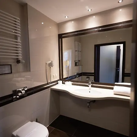 Aviator Hotel 4*