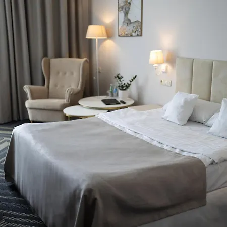 Aviator Hotel 4*